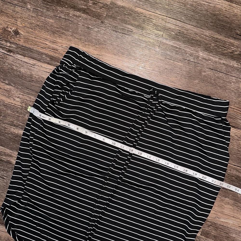 Black and White Striped Swim Skirt Coverup - Picture 3 of 4